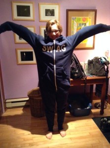 Ici, un onesie qui a du swag.
