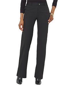 Mes pantalons Ralph Lauren étaient de coupe encore plus ample, de couleur marine, avec des coffres.