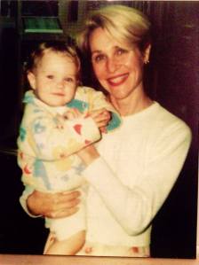 Emmanuelle 13 mois et maman 38 ans.