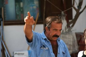 Je dirais que l'homme de mon rêve ressemblait un peu à celui ci-haut.