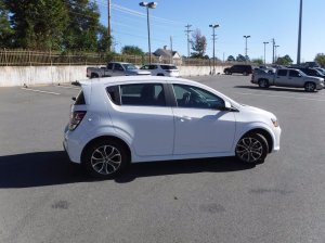 new-2018-chevrolet-sonic-5drhatchbackautomaticltw1sd-8541-16958617-6-1024